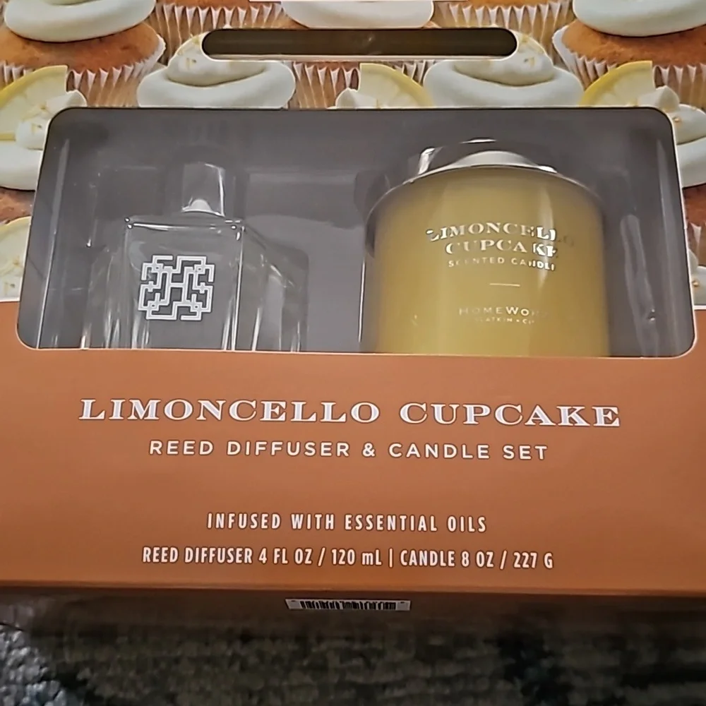 Reed diffuser and candle set